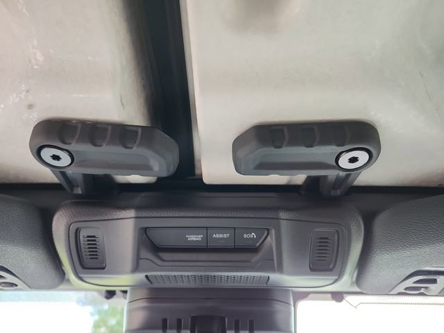 New 2025 Jeep Gladiator Willys image 29