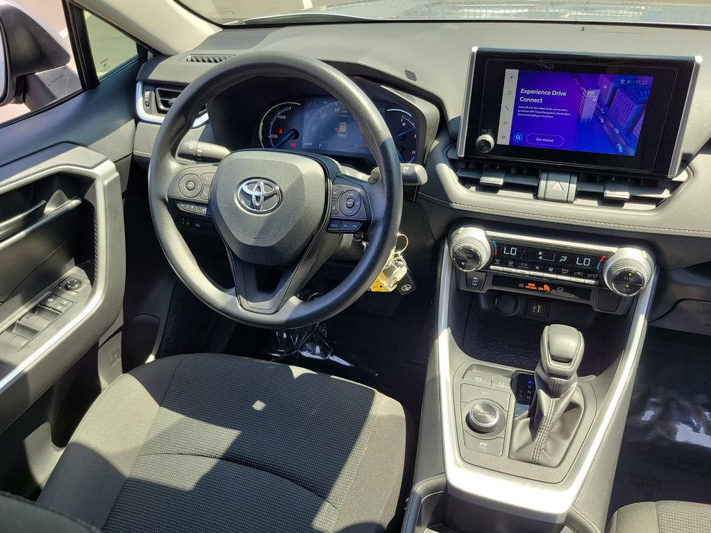 Used 2024 Toyota RAV4 LE AWD/4WD image 12