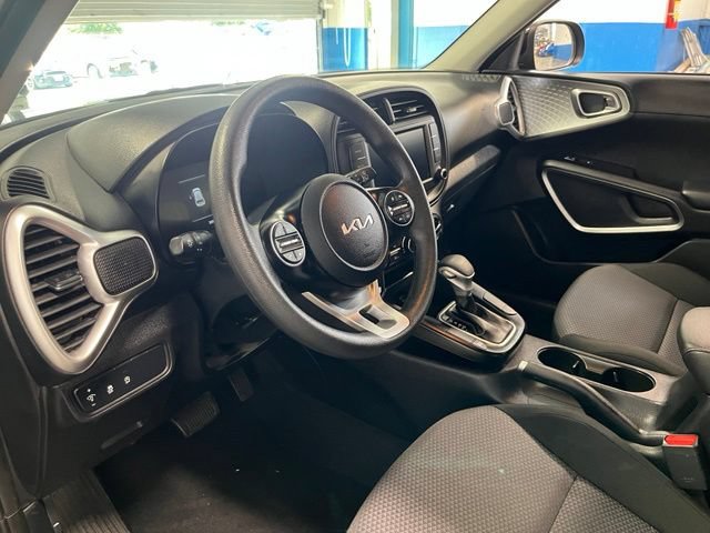 Used 2024 Kia Soul LX w/ Option Group 015 FWD image 23