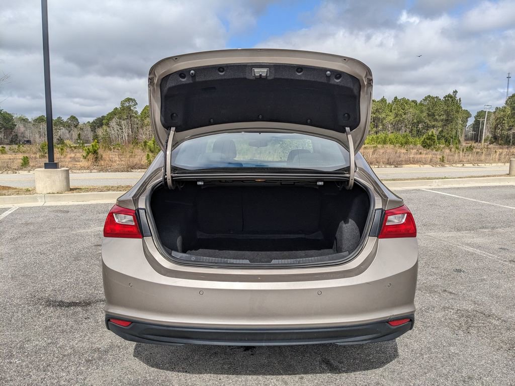 Used 2025 Chevrolet Malibu LT image 39