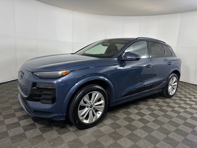 Used 2025 Audi Q6 e-tron Premium Plus w/ Premium Plus RWD image 7