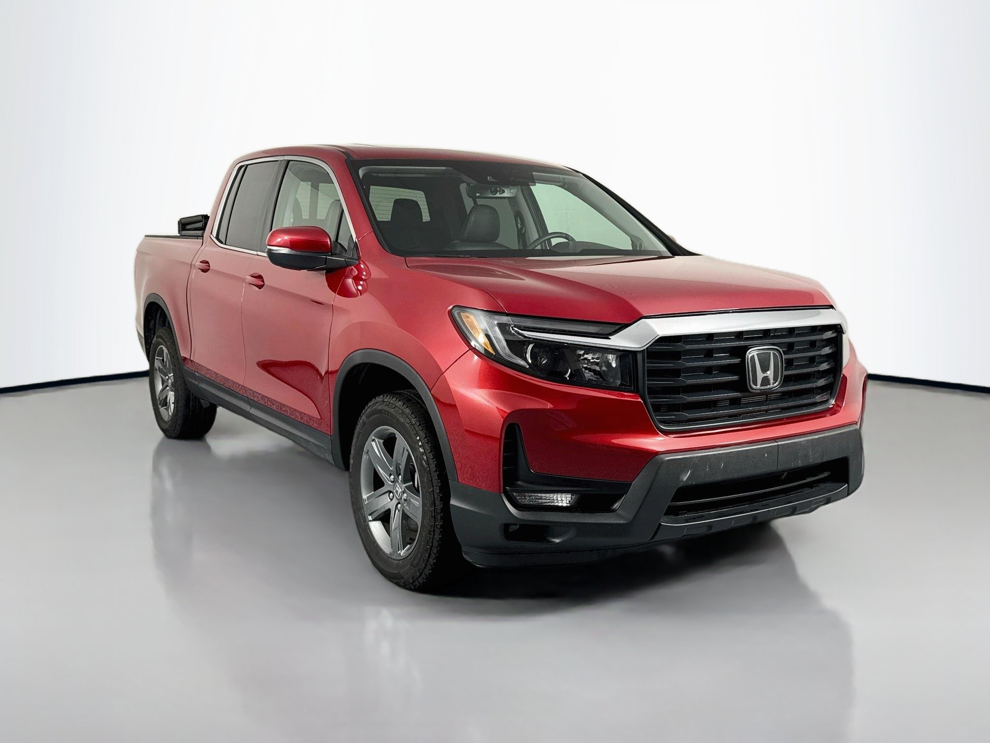 Certified 2023 Honda Ridgeline RTL image 3