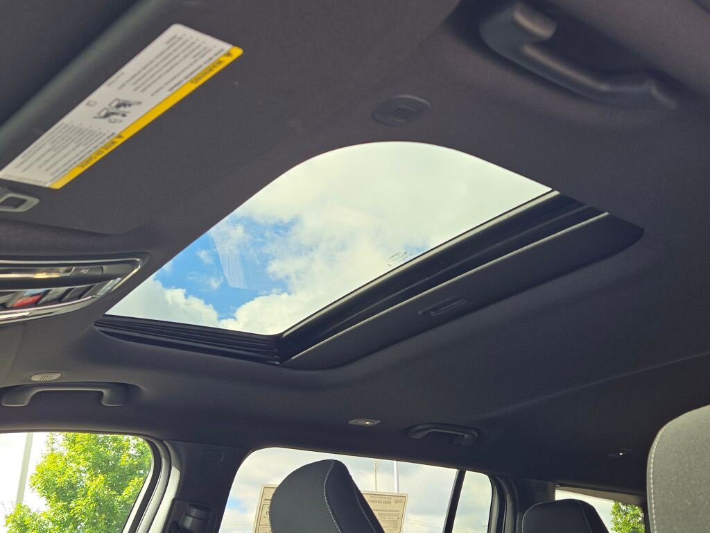 New 2025 Jeep Grand Cherokee L Laredo w/ Trailer Tow Package image 26