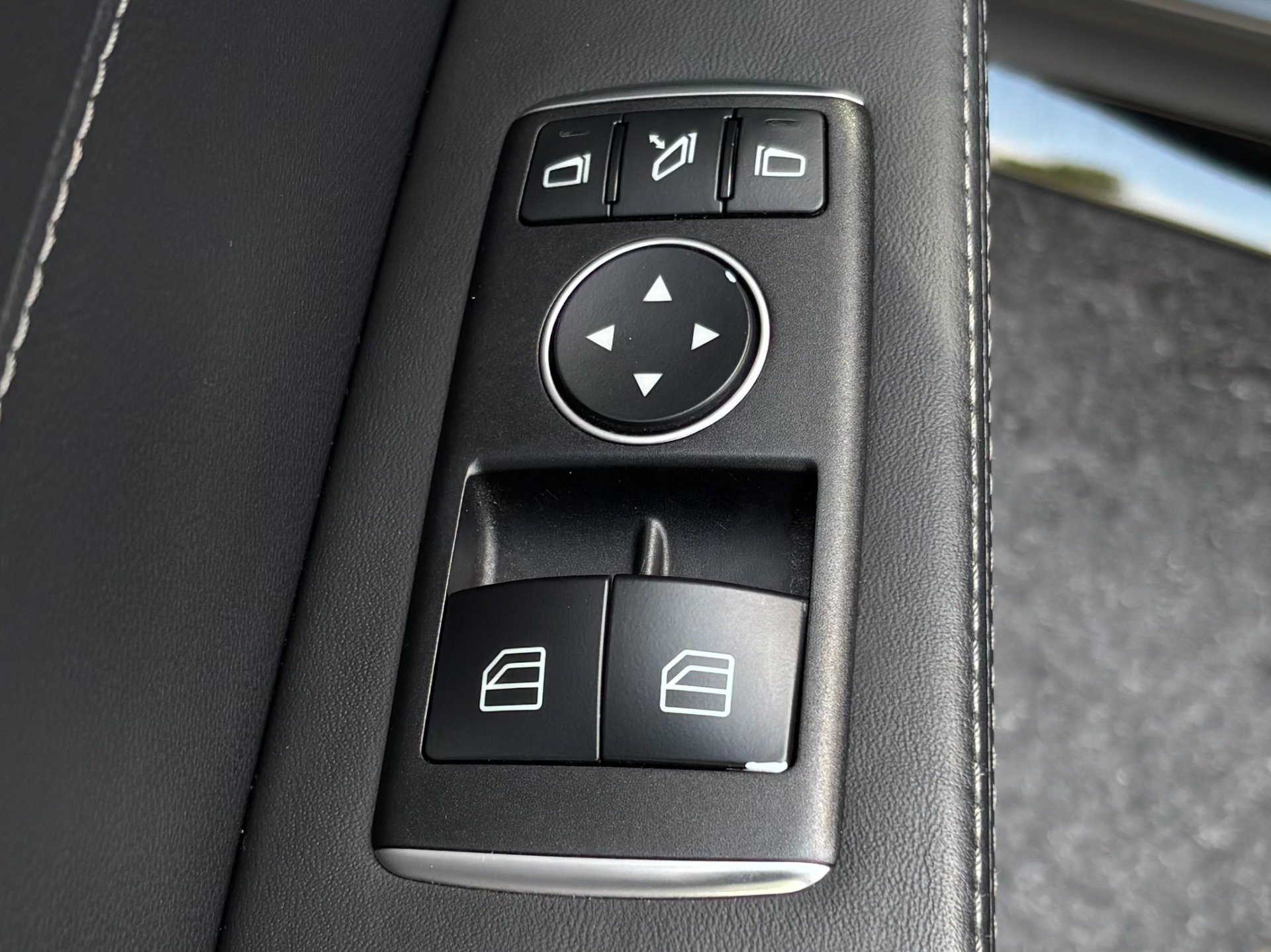 Used 2018 Mercedes-Benz AMG GT R image 50