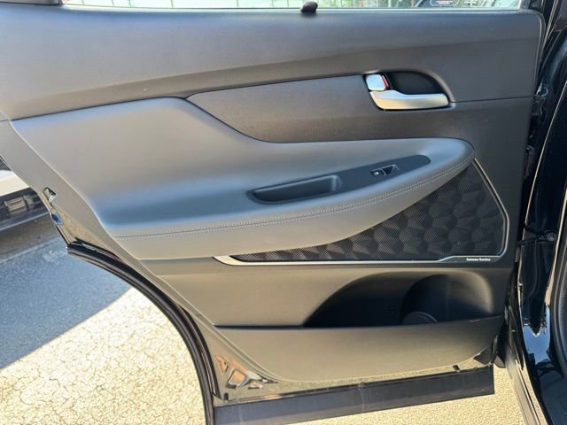 Used 2023 Hyundai Santa Fe SEL w/ Premium Package image 13