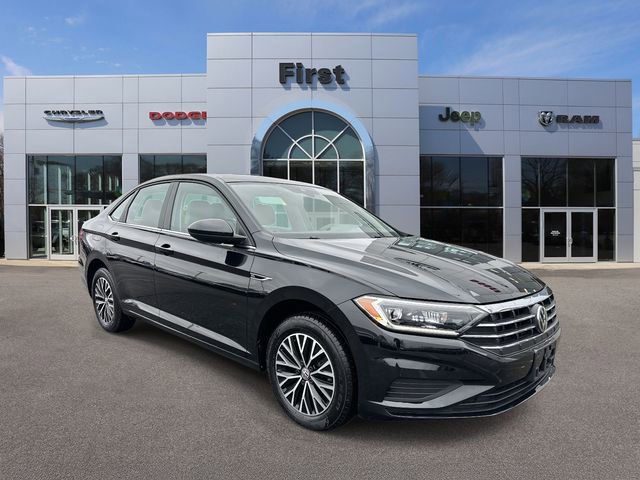 Used 2019 Volkswagen Jetta SEL image 1