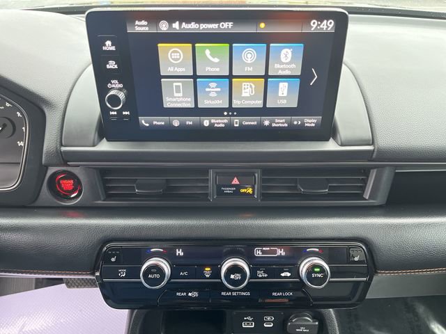 Used 2025 Honda Pilot TrailSport image 14