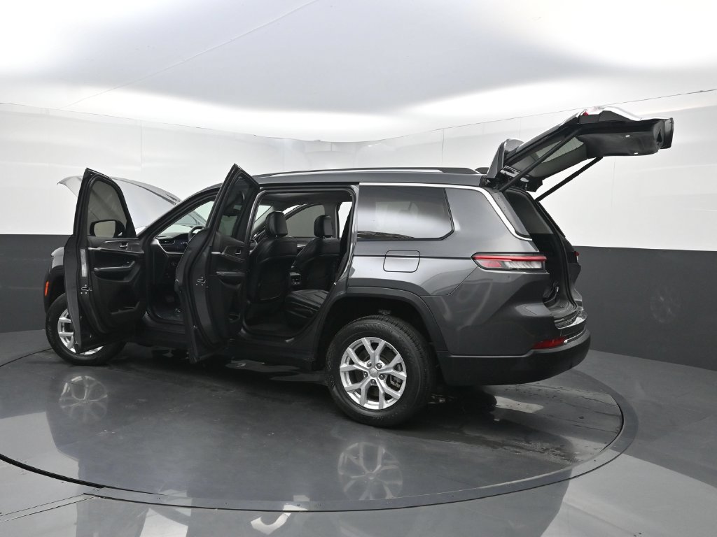 Used 2023 Jeep Grand Cherokee L Limited RWD image 41