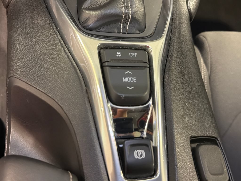 Used 2018 Chevrolet Camaro LT w/ RS Package RWD image 31