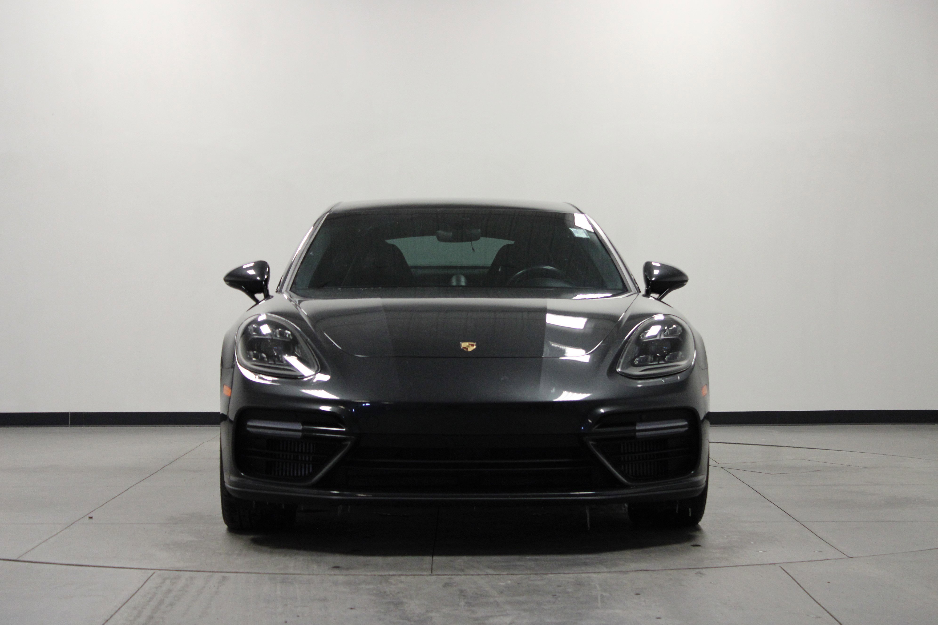 Used 2018 Porsche Panamera Turbo S image 9