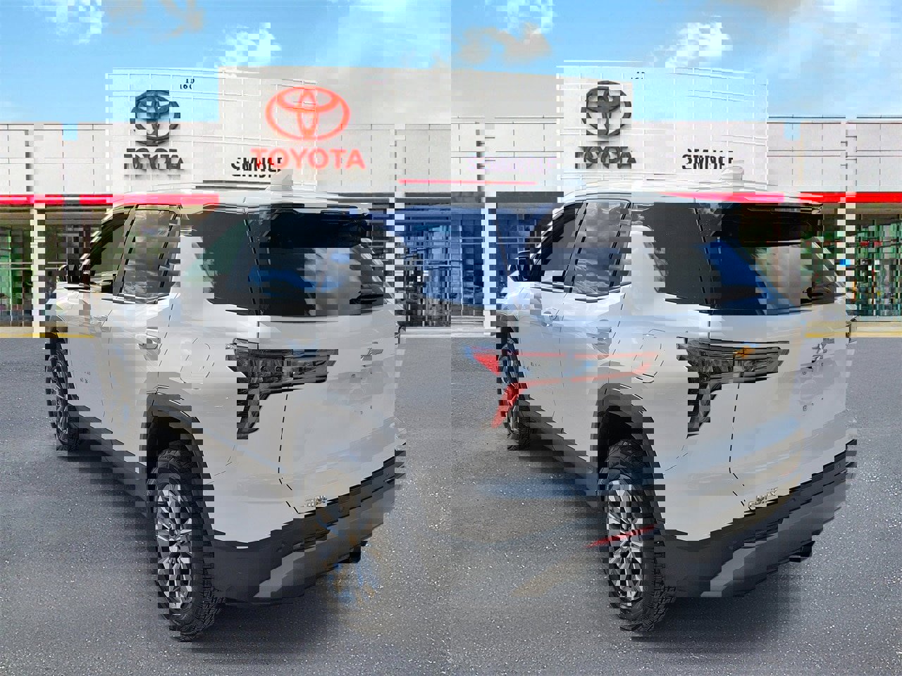 Used 2025 Chevrolet Equinox LT image 4