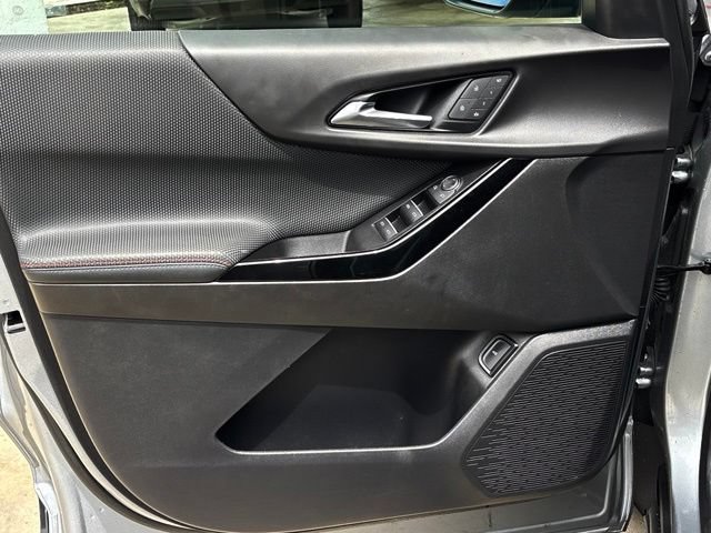 Used 2025 Chevrolet Equinox RS w/ Safety and Technology Package FWD image 13