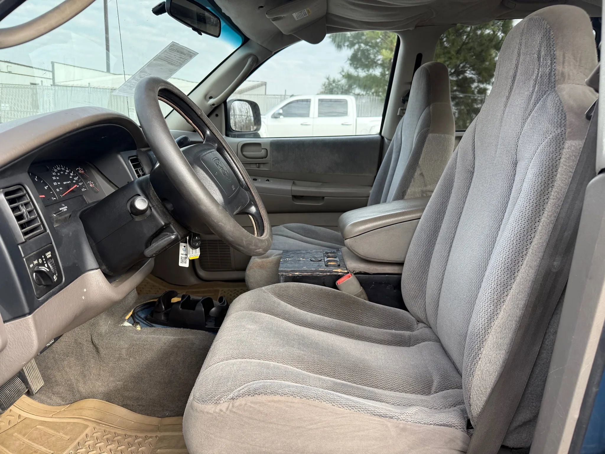 Used 2004 Dodge Dakota SLT w/ PWR Convenience Group image 2