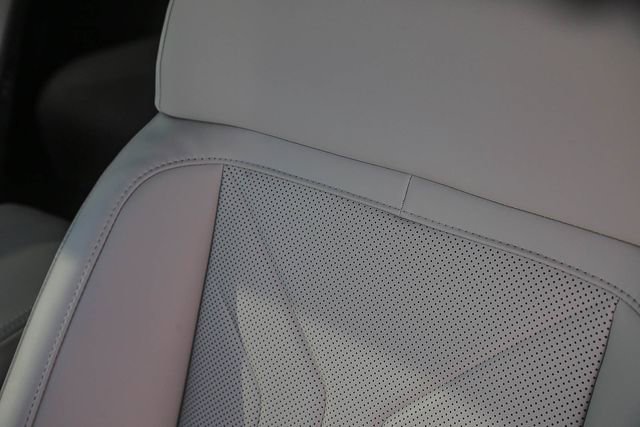Certified 2025 Hyundai Santa Fe SEL image 27