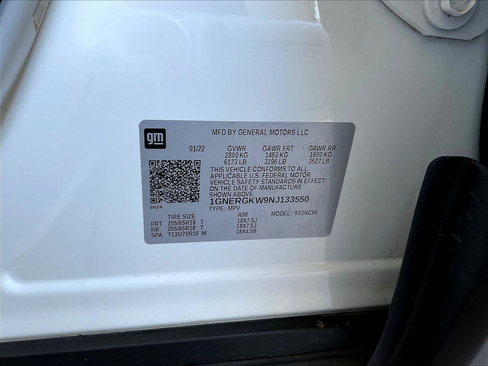 Used 2022 Chevrolet Traverse LT FWD image 18