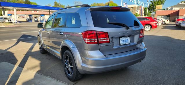 Used 2018 Dodge Journey SE w/ Connectivity Group image 4