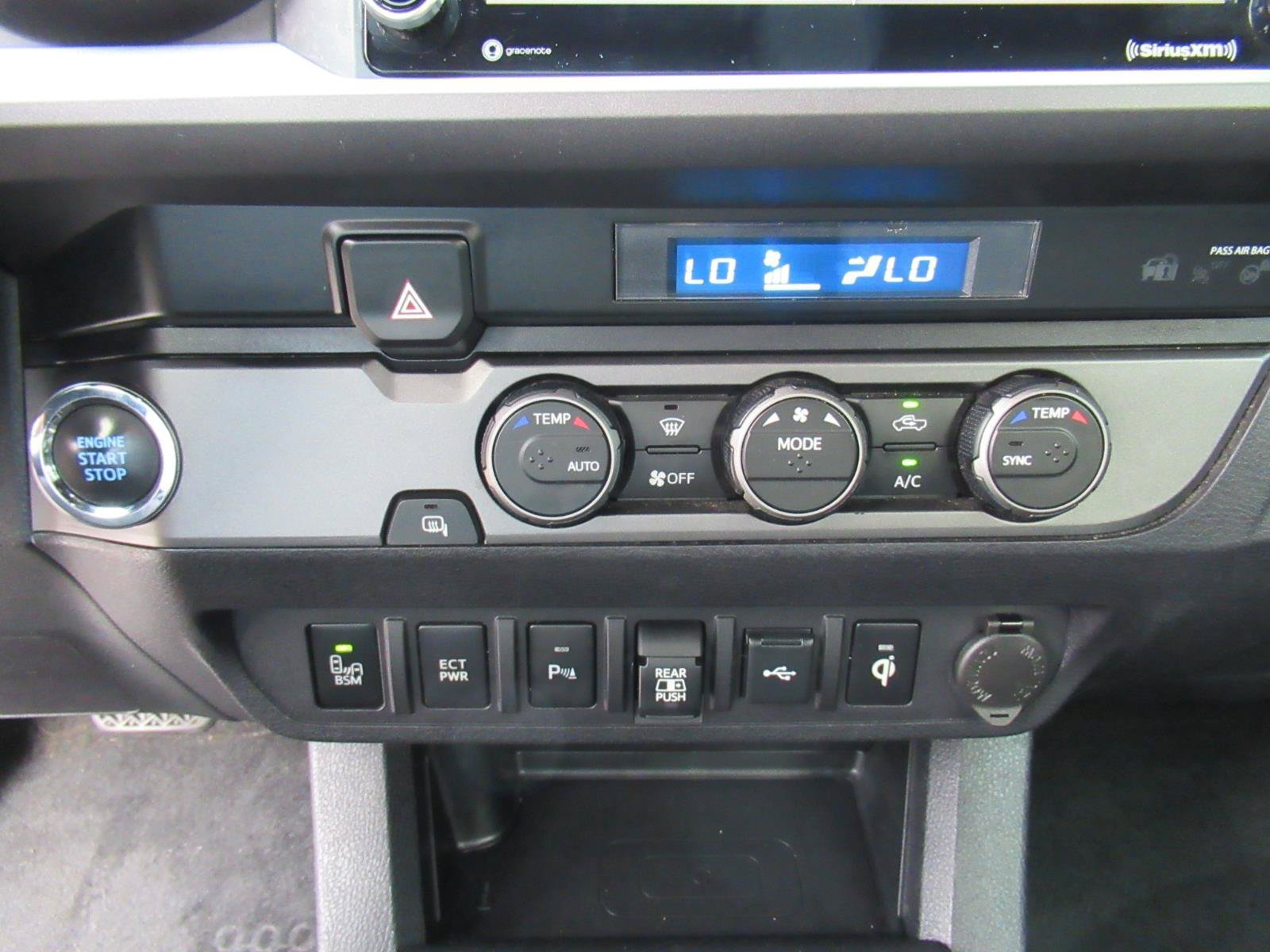 Used 2022 Toyota Tacoma TRD Sport w/ Technology Package RWD image 25