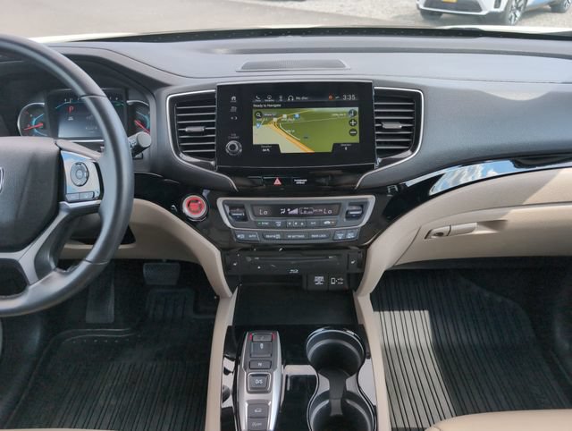 Used 2019 Honda Pilot Touring image 25