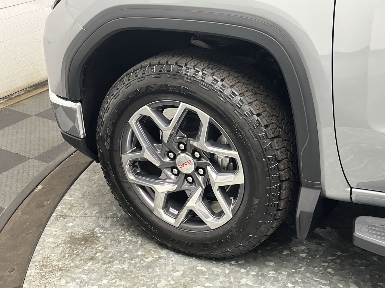 New 2026 GMC Sierra 1500 SLE AWD/4WD image 35
