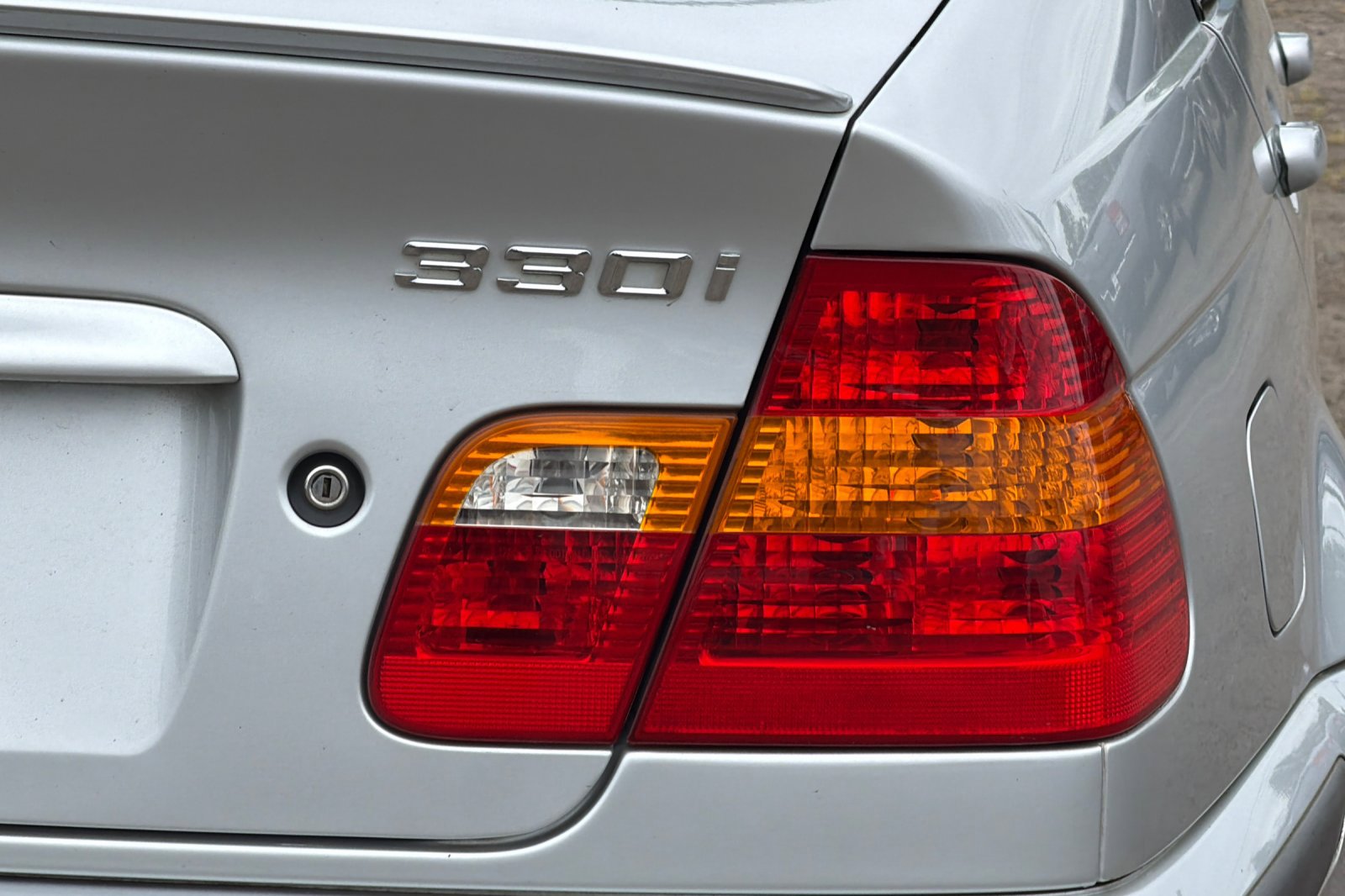 Used 2005 BMW 330i Sedan RWD image 23