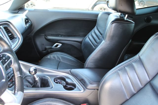 Used 2018 Dodge Challenger SRT w/ Technology Group RWD image 37