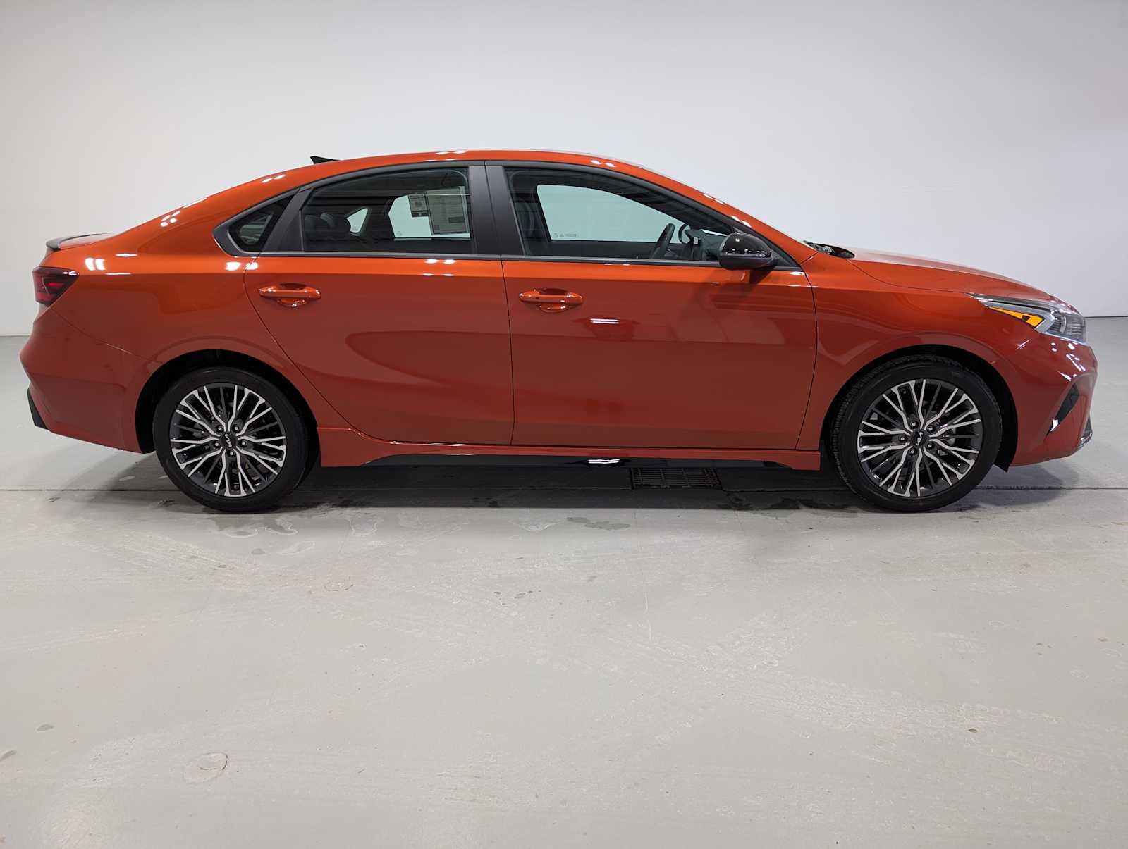 Certified 2024 Kia Forte GT-Line w/ GT-Line Premium Package image 7