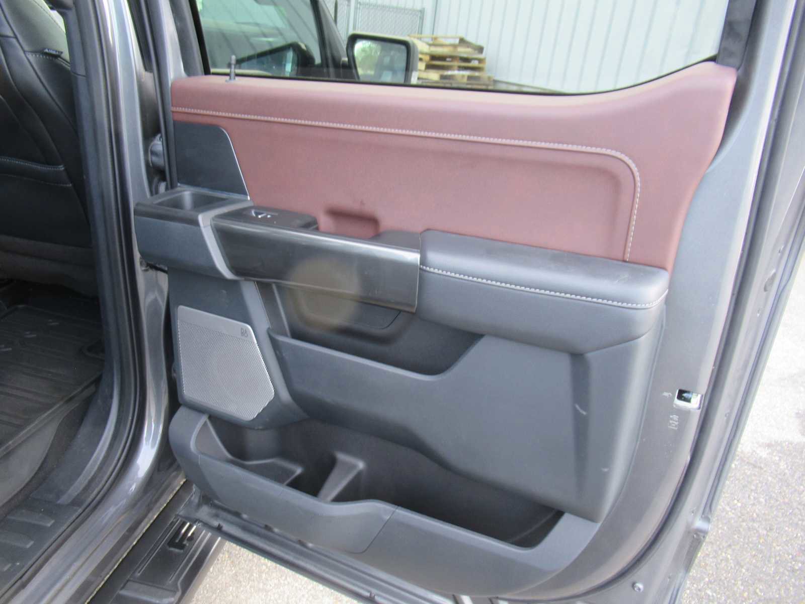 Used 2023 Ford F150 Lariat image 22