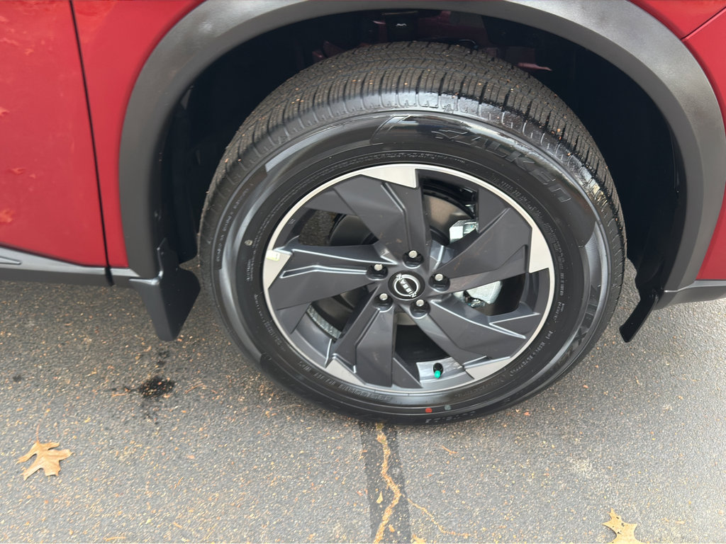 New 2026 Nissan Rogue SV image 9