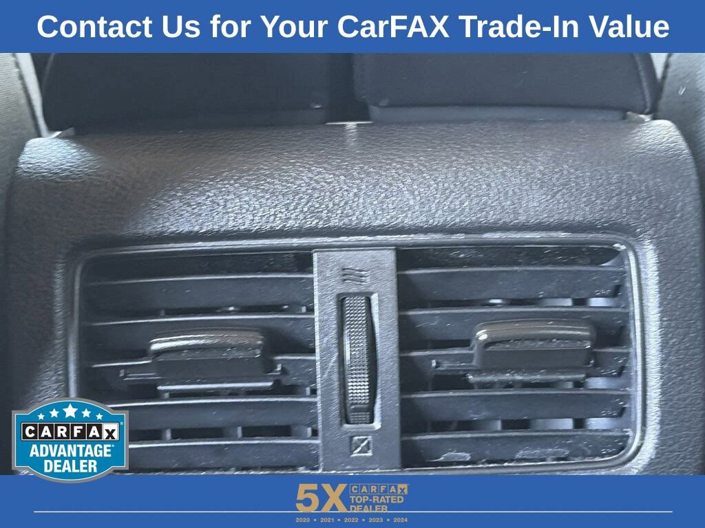 Used 2024 Nissan Rogue S image 29