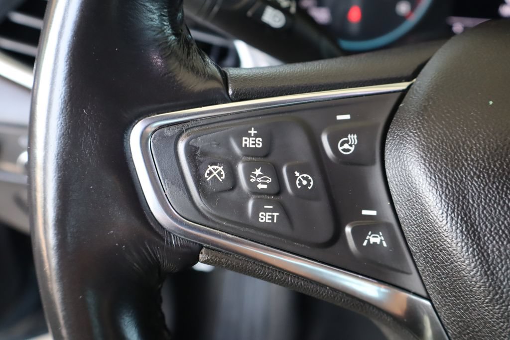 Used 2019 Chevrolet Malibu LT w/ Leather Package FWD image 18