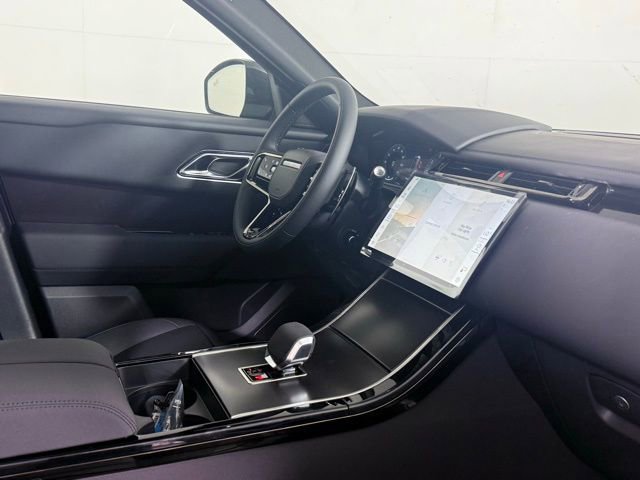 New 2026 Land Rover Range Rover Velar Dynamic SE image 35