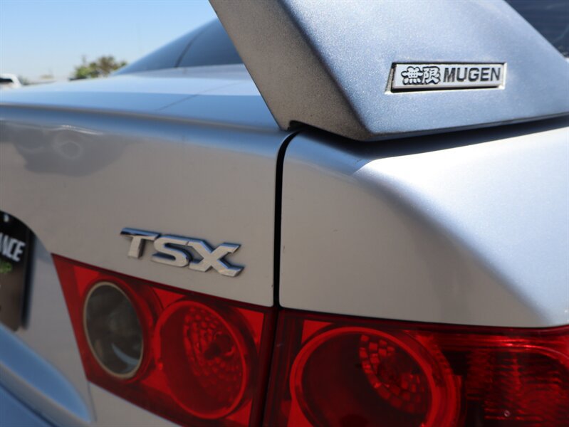 Used 2008 Acura TSX w/ Navigation FWD image 9