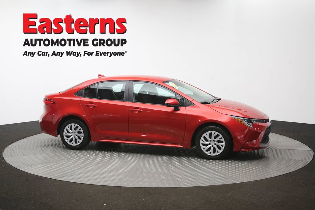 Used 2020 Toyota Corolla LE FWD image 45