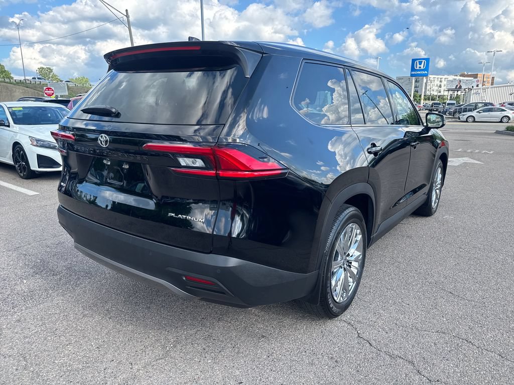Used 2024 Toyota Grand Highlander AWD image 10