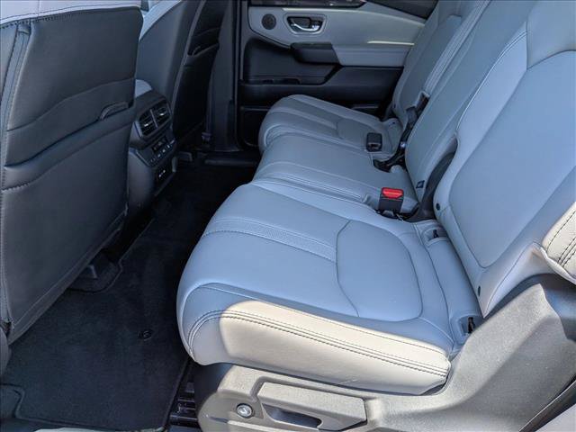 Certified 2025 Honda Pilot EX-L image 16