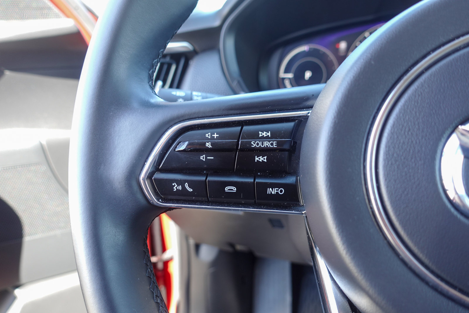 Used 2024 MAZDA CX-90 Plug-In Hybrid w/ Preferred AWD/4WD image 21