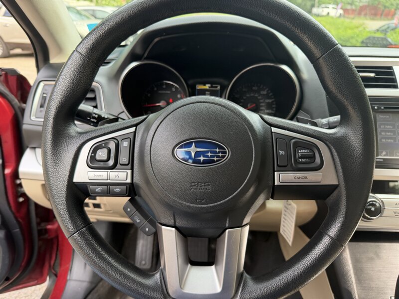 Used 2017 Subaru Outback 2.5i AWD/4WD image 25
