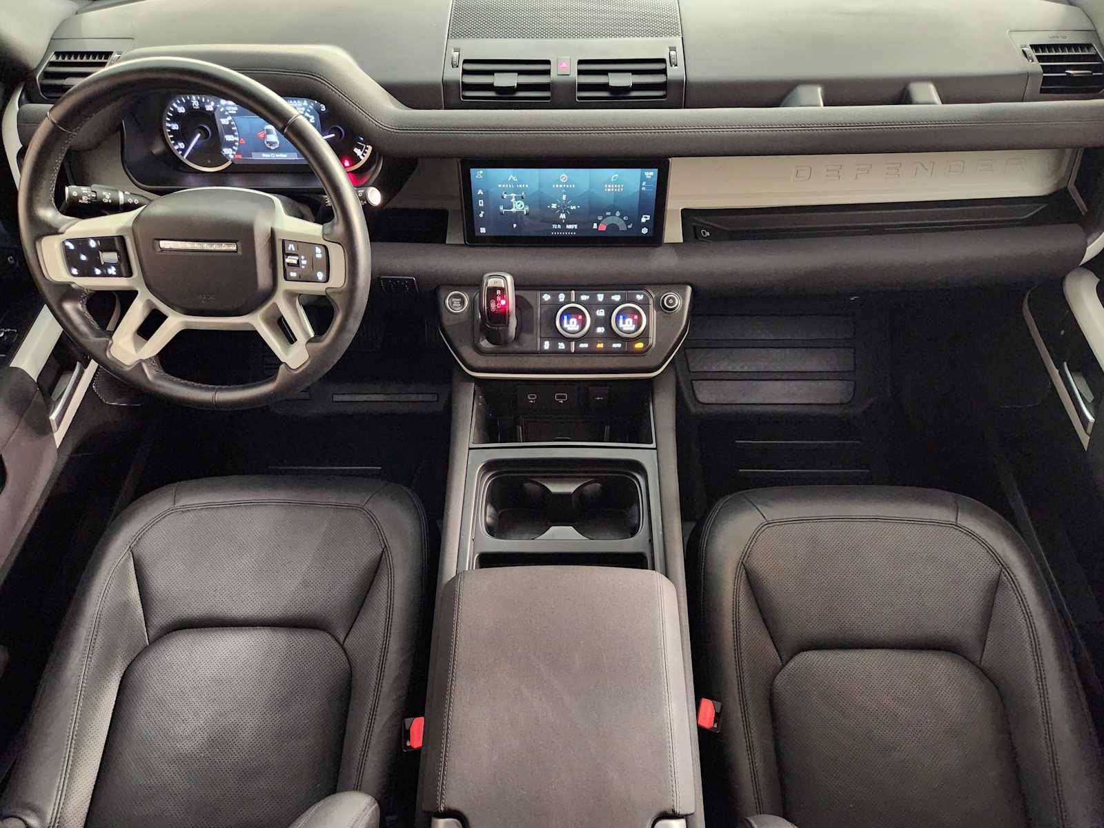 Used 2023 Land Rover Defender 110 S AWD/4WD image 4