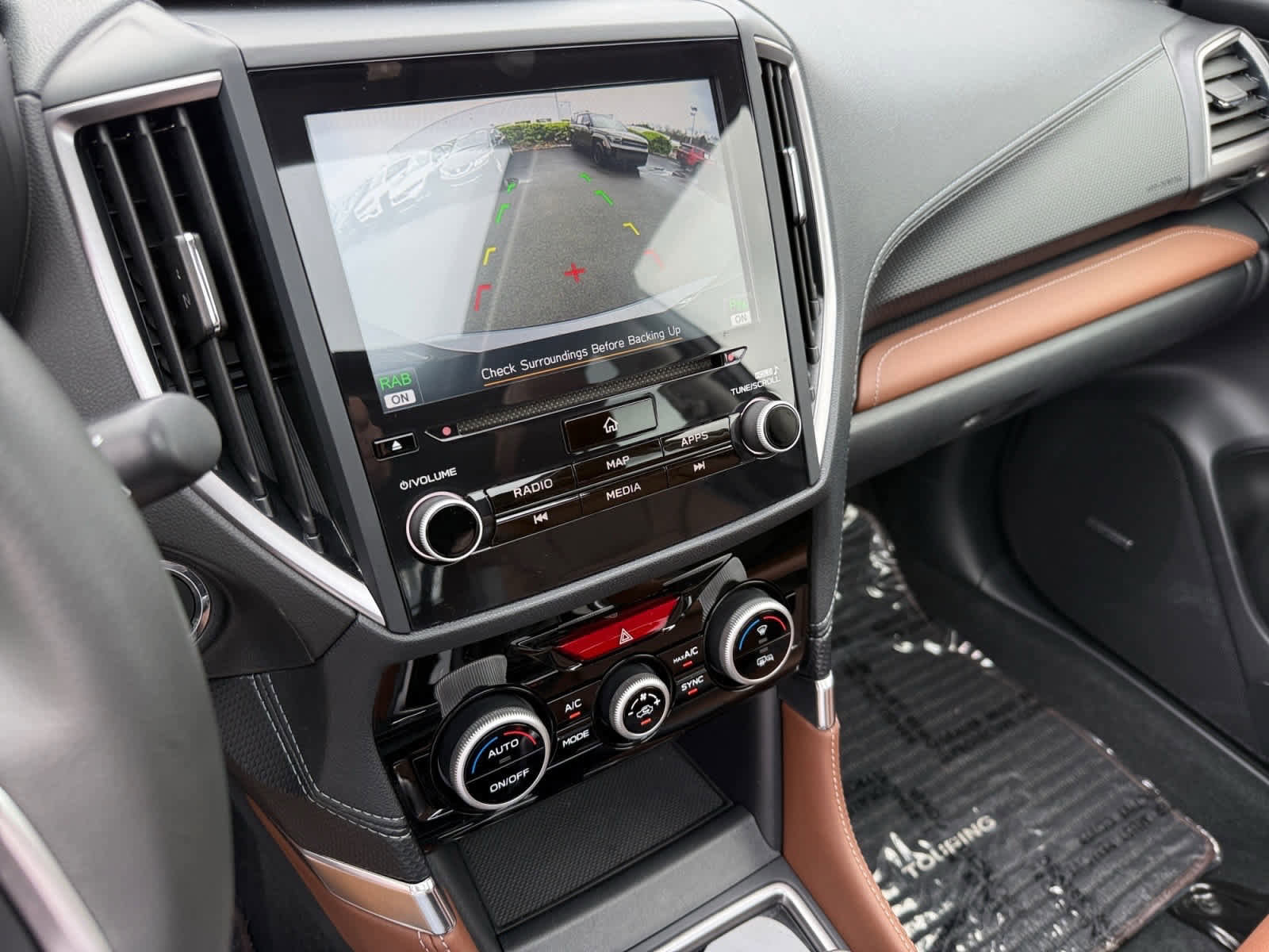 Used 2023 Subaru Forester Touring image 19