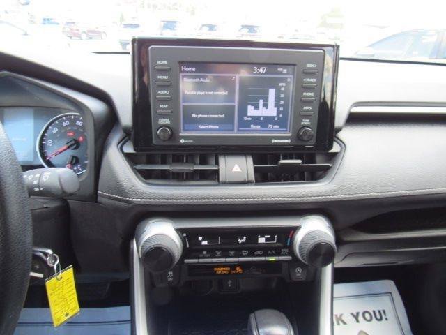 Used 2021 Toyota RAV4 LE AWD/4WD image 24