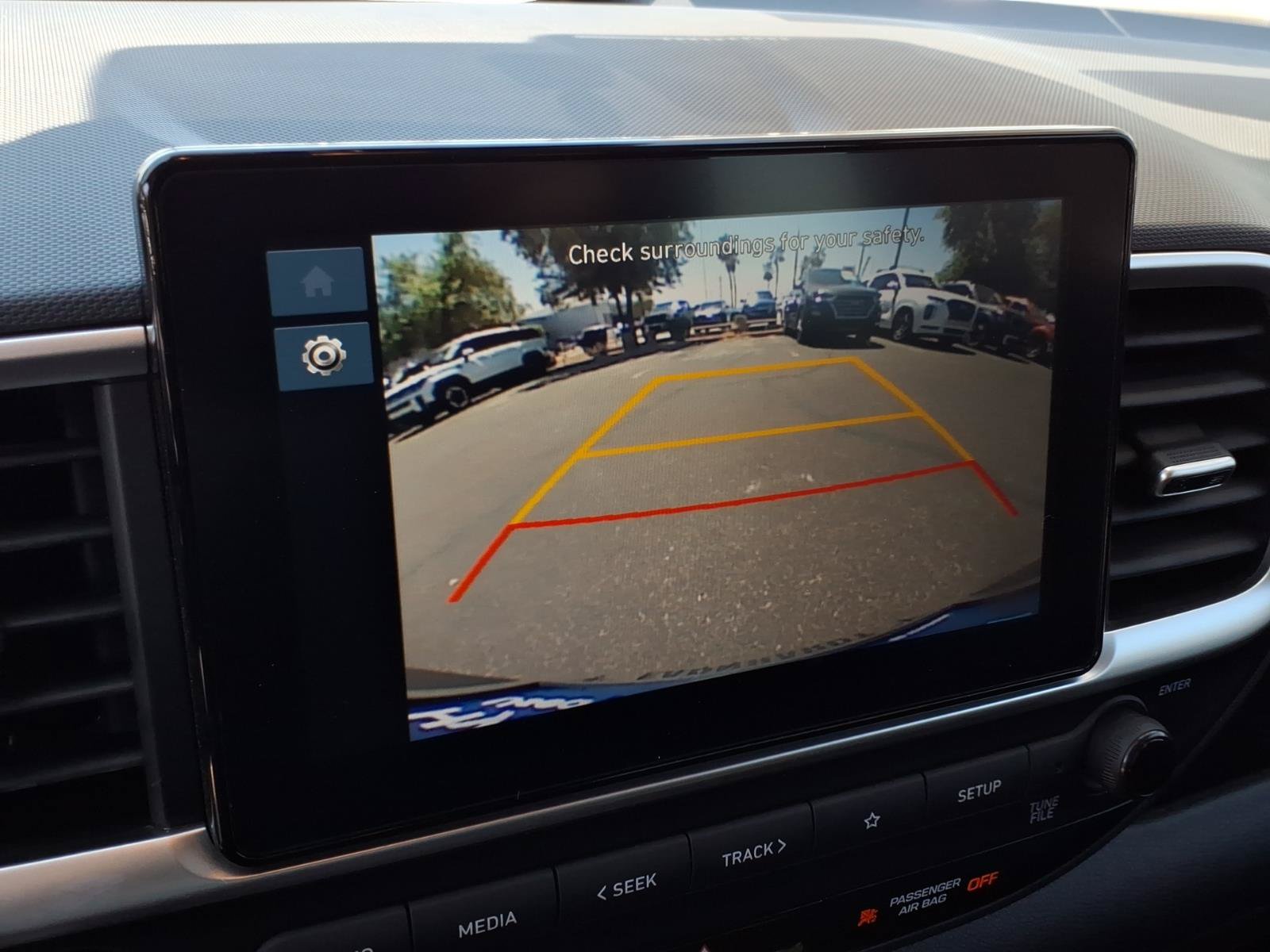 Certified 2026 Hyundai Venue SEL FWD image 21