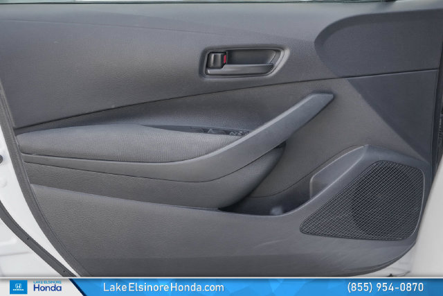 Used 2025 Toyota Corolla LE FWD image 13