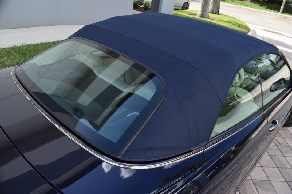 Used 2007 Mercedes-Benz CLK 350 Cabriolet image 30