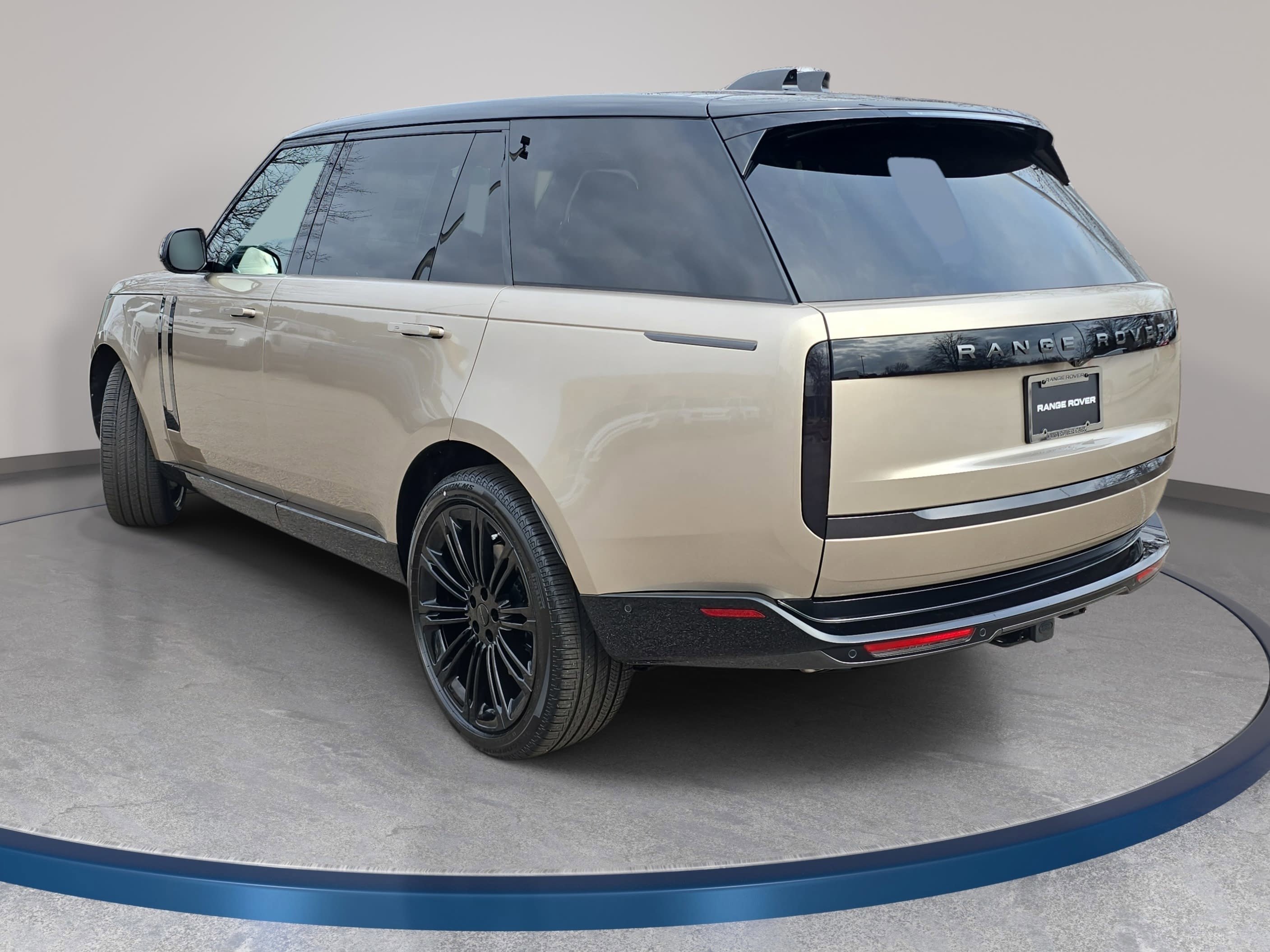 New 2026 Land Rover Range Rover Long Wheelbase SE AWD/4WD image 7