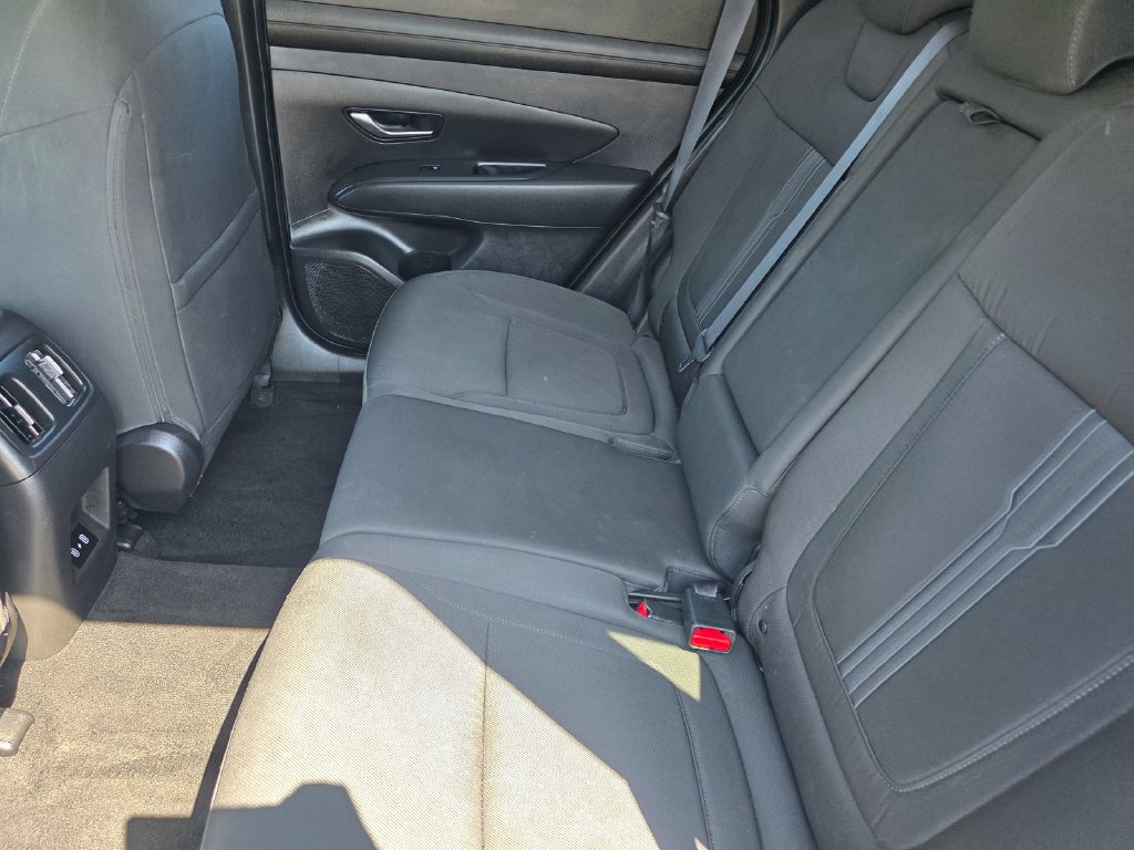 Used 2025 Hyundai Tucson SEL FWD image 15