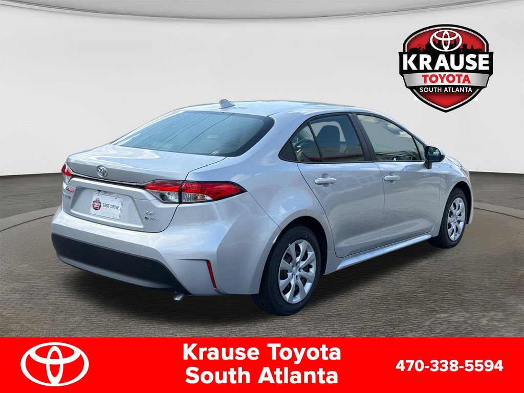 Used 2026 Toyota Corolla LE FWD image 6