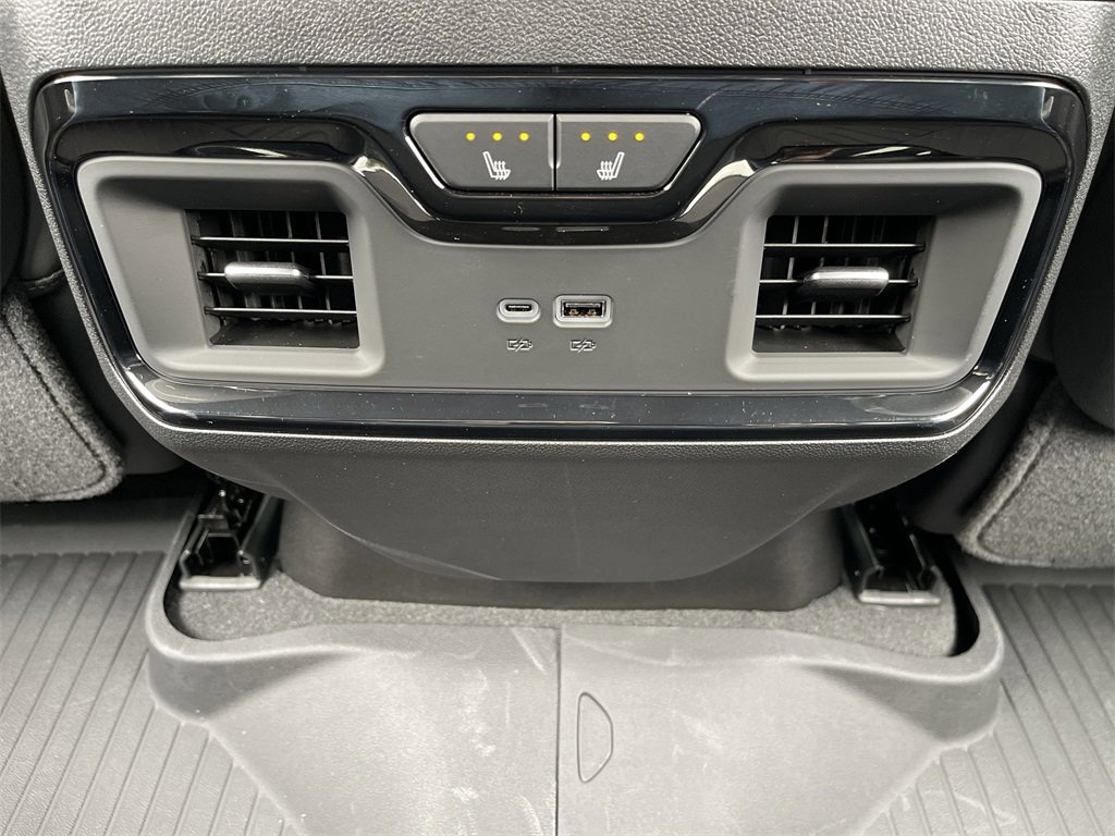 New 2025 GMC Sierra 2500 AT4X w/ AT4X AEV Edition image 22