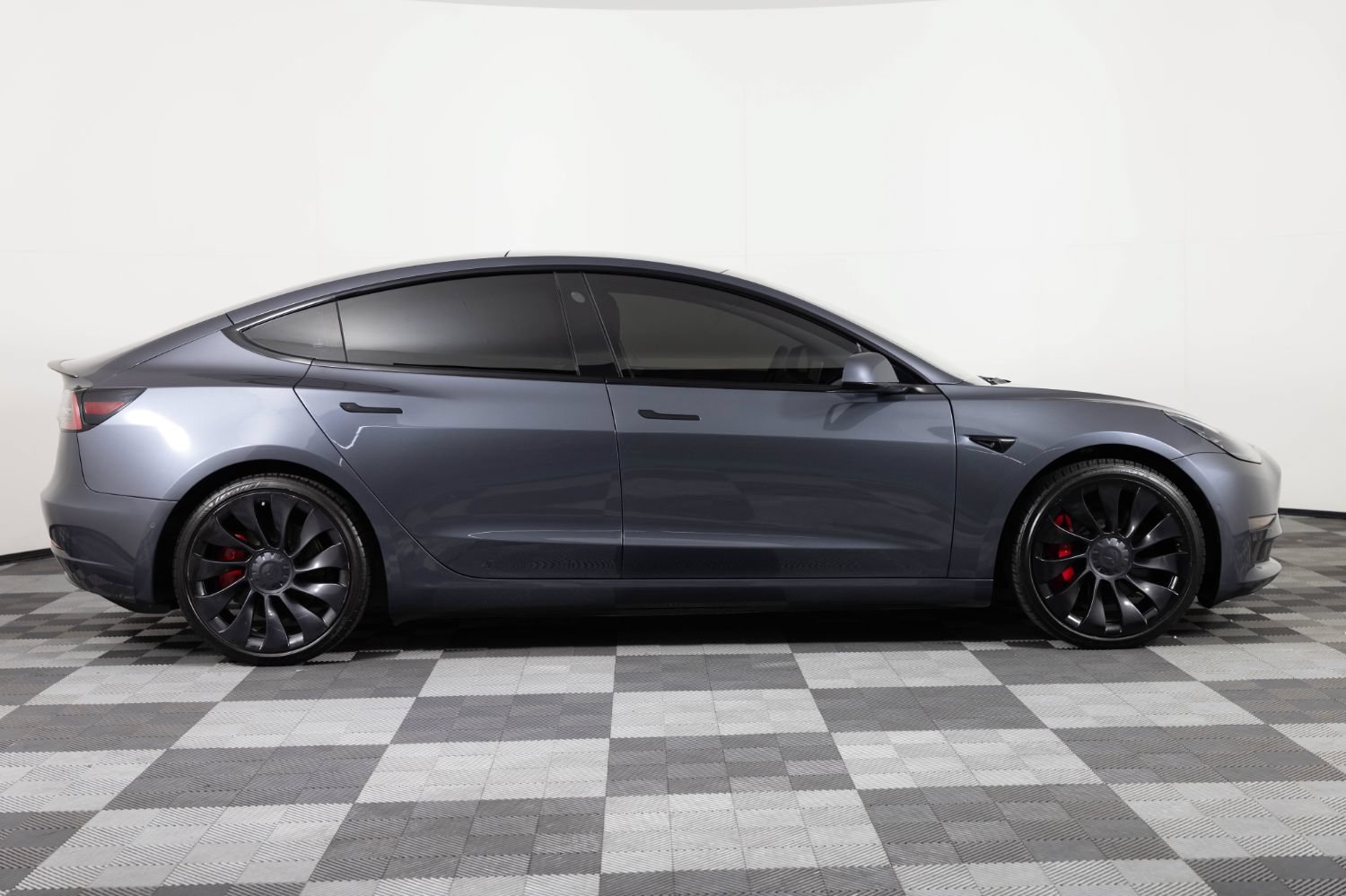 Used 2022 Tesla Model 3 Performance AWD/4WD image 9