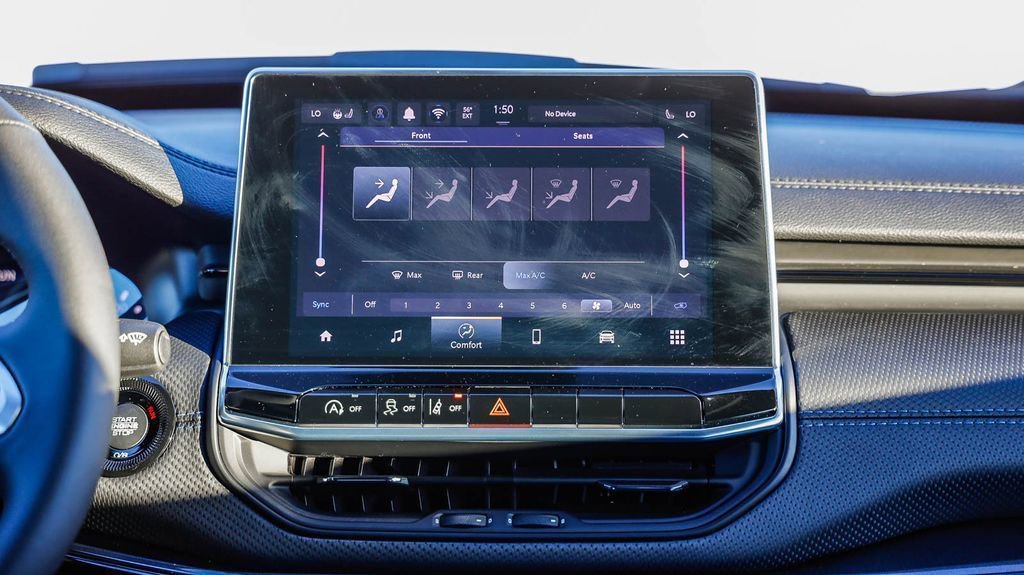 New 2026 Jeep Compass Latitude image 15