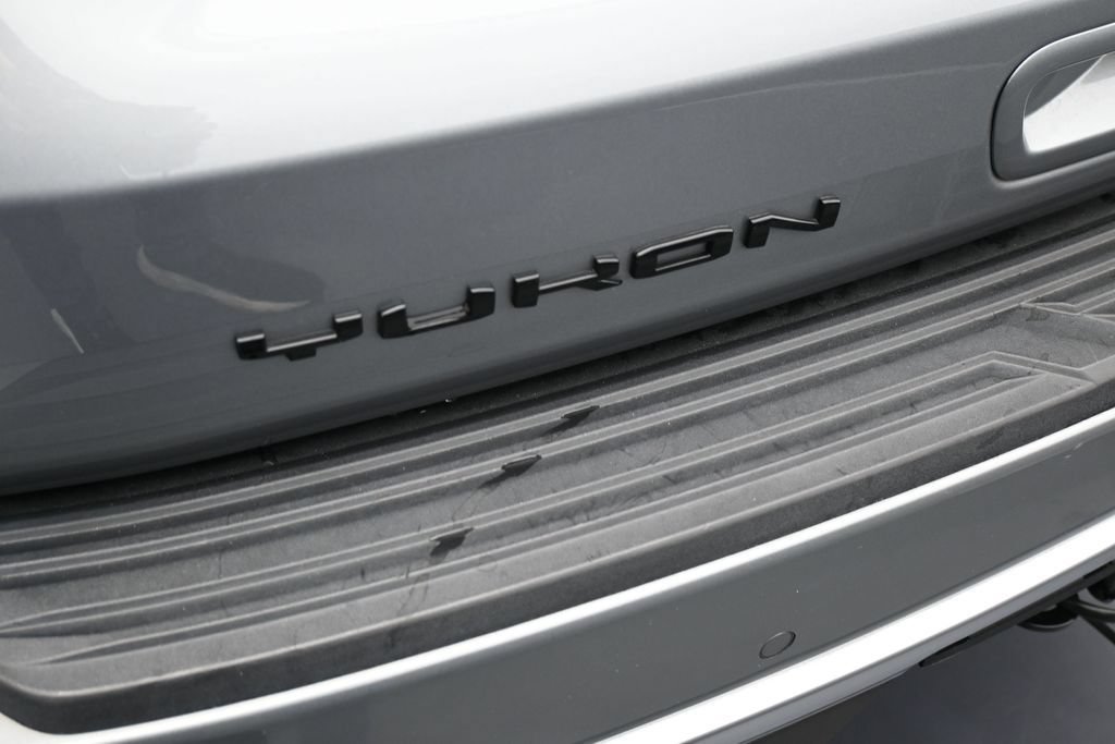 Used 2024 GMC Yukon XL Denali RWD image 51